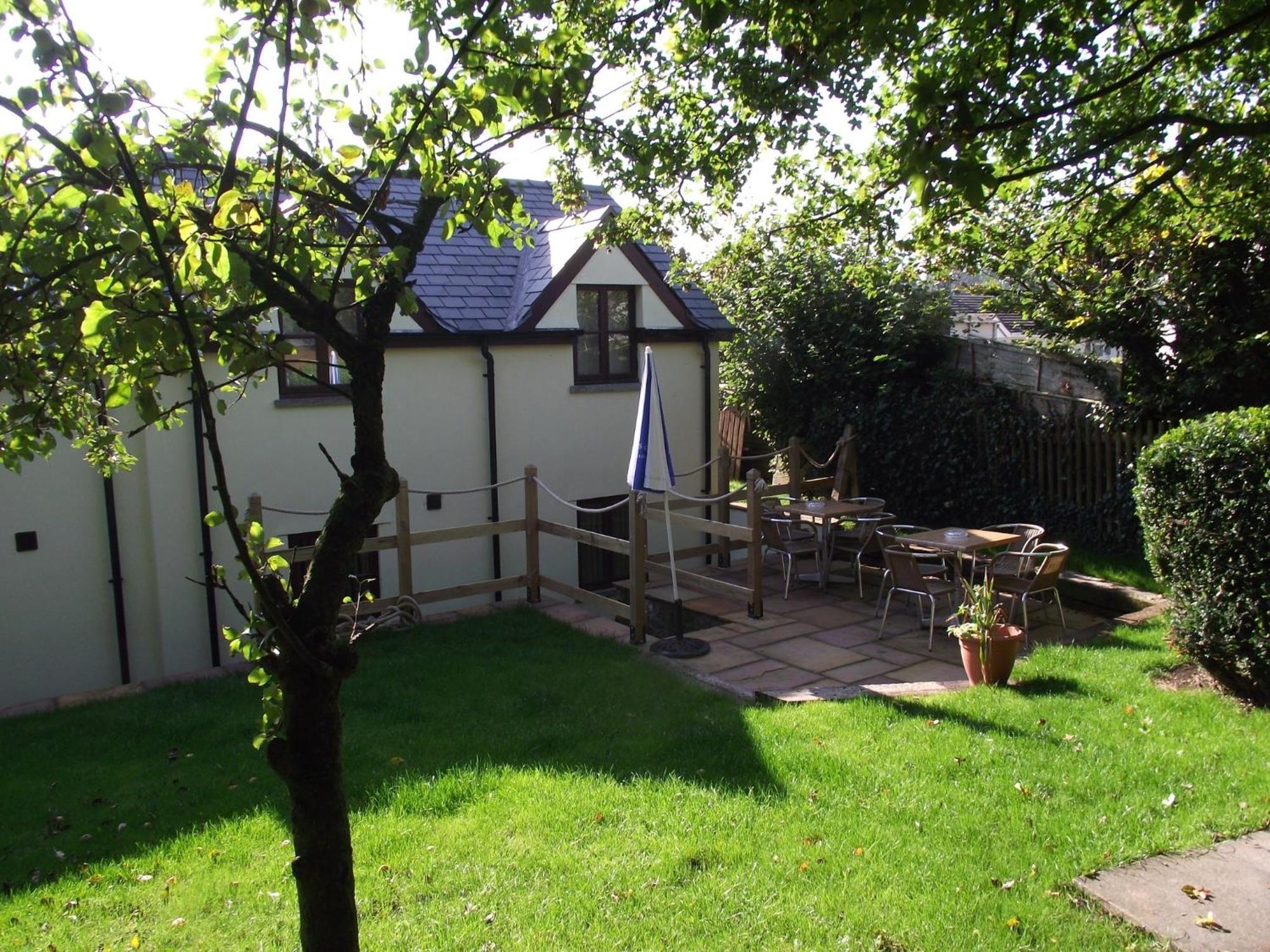 Carpenters Cottages Llanishen Exterior photo